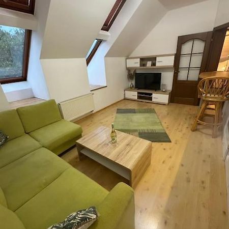Lovely Old Town Apartment ブラチスラヴァ エクステリア 写真